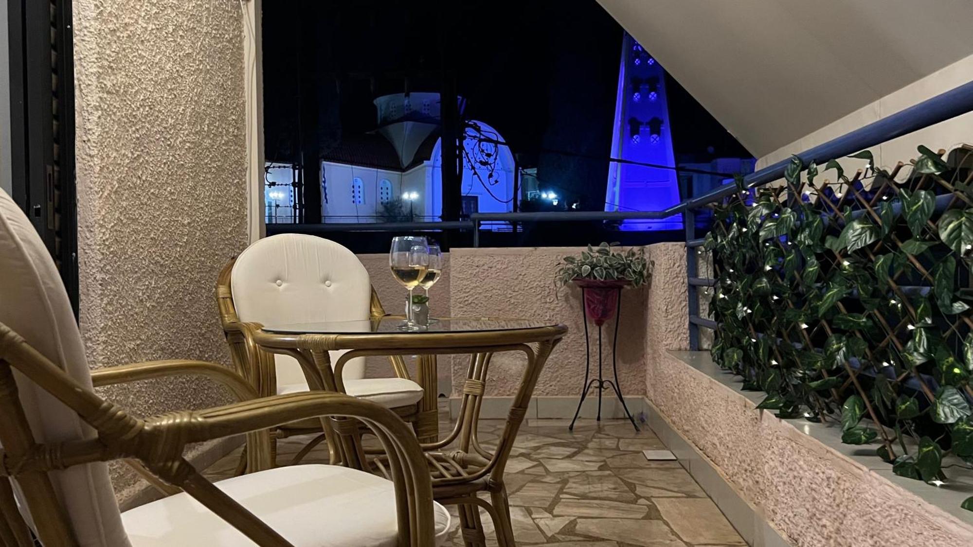 Konstantinos Apartments 托隆 外观 照片